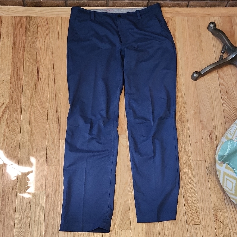 Tiger Woods Collecrion Navy Blue Golf Pants Athletic Sports Vented Size 34 X 34
